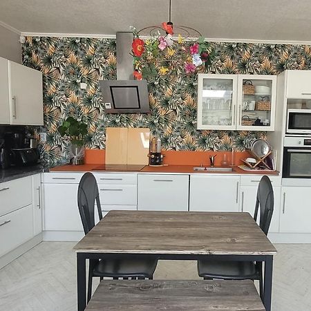 Charmante Villa Familiale A Rouen Bonsecours ภายนอก รูปภาพ